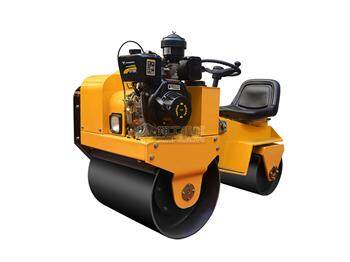 XYL-850座駕壓路機