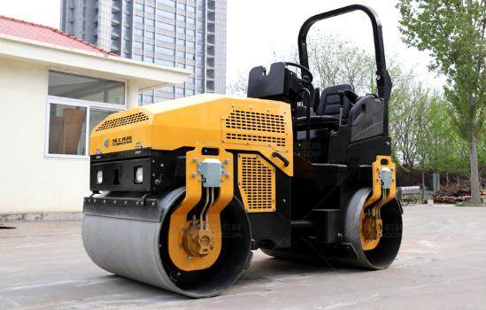 購買小型壓路機，用戶會擔心哪些問題，總結(jié)！